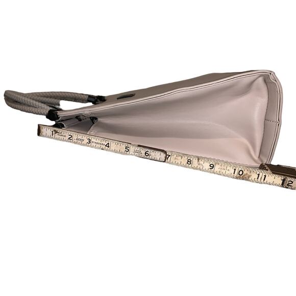 BADGLEY MISCHKA VEGAN LEATHER TOTE / CROSSBODY AND WALLET BAG 2PCS SET NWT - Picture 4 of 16